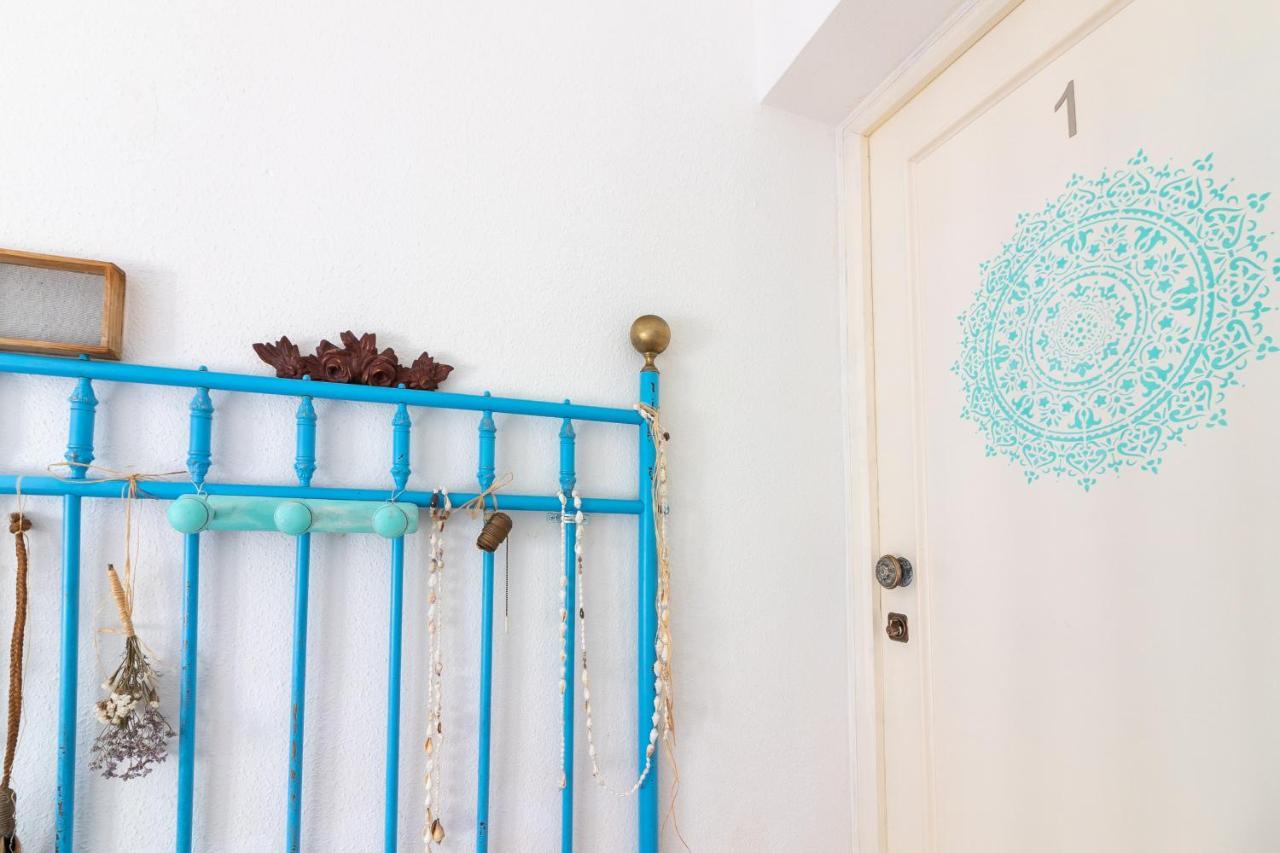 Sea & Wave Pedregalejo Beach Apartment Malaga Bagian luar foto