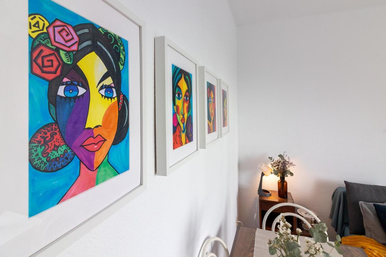 Sea & Wave Pedregalejo Beach Apartment Malaga Bagian luar foto